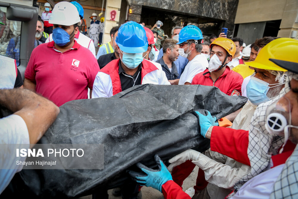 تصاویر: متروپل آبادان؛ هشتمین روز پس از حادثه