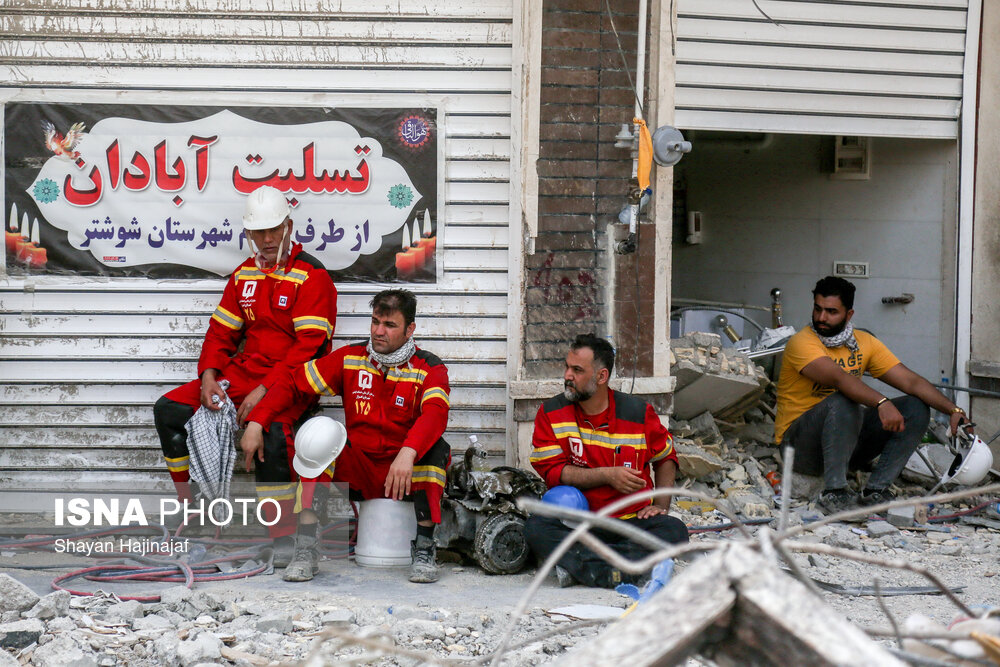 تصاویر: متروپل آبادان؛ هشتمین روز پس از حادثه