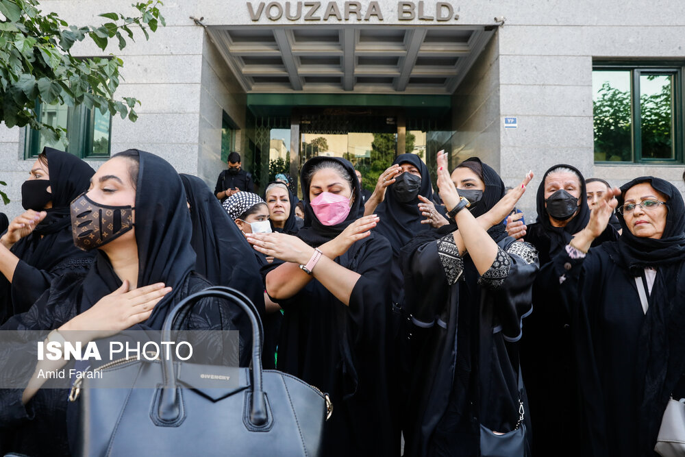 تصاویر: مراسم یادبود جانباختگان فاجعه متروپل آبادان در تهران