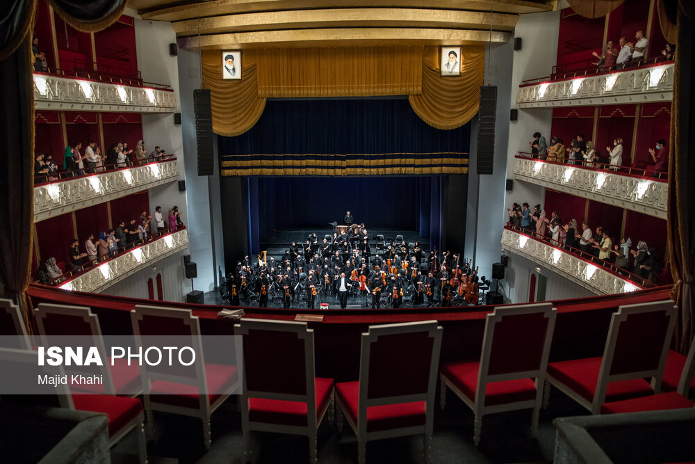 تصاویر: اجرای ارکستر سمفونیک تهران به رهبری نصیر حیدریان