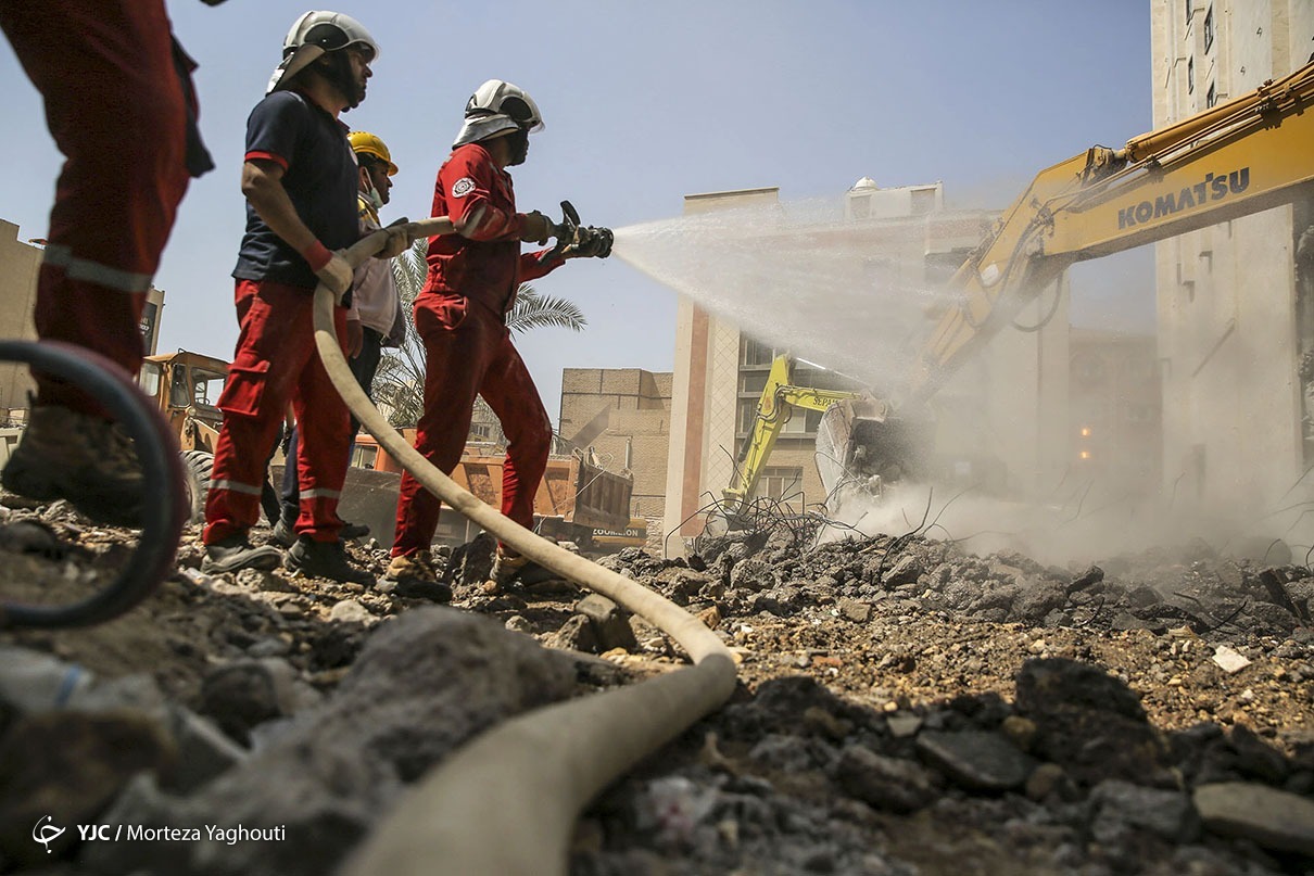 تصاویر: داغ بر دل نشسته، متروپل آبادان