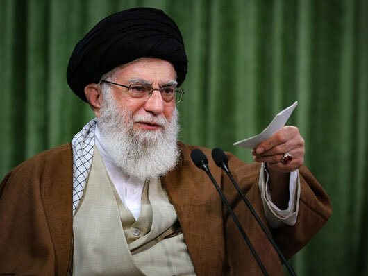 رهبر معظم انقلاب: مهمترین امید دشمنان، امید بستن به اعتراضات مردمی است؛ این محاسبه دشمن مثل بسیاری از محاسباتش غلط است رهبر معظم انقلاب: مهمترین امید دشمنان، امید بستن به اعتراضات مردمی است؛ این محاسبه دشمن مثل بسیاری از محاسباتش غلط است