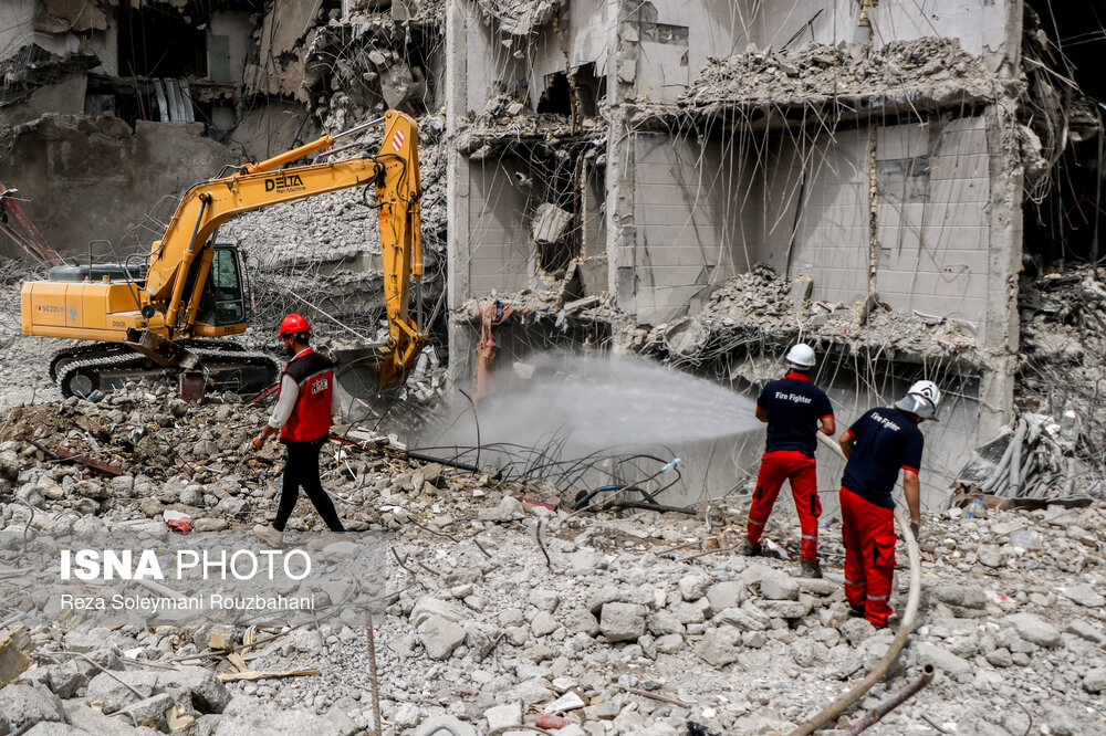 تصاویر: متروپل آبادان؛ چهاردهمین روز پس از حادثه