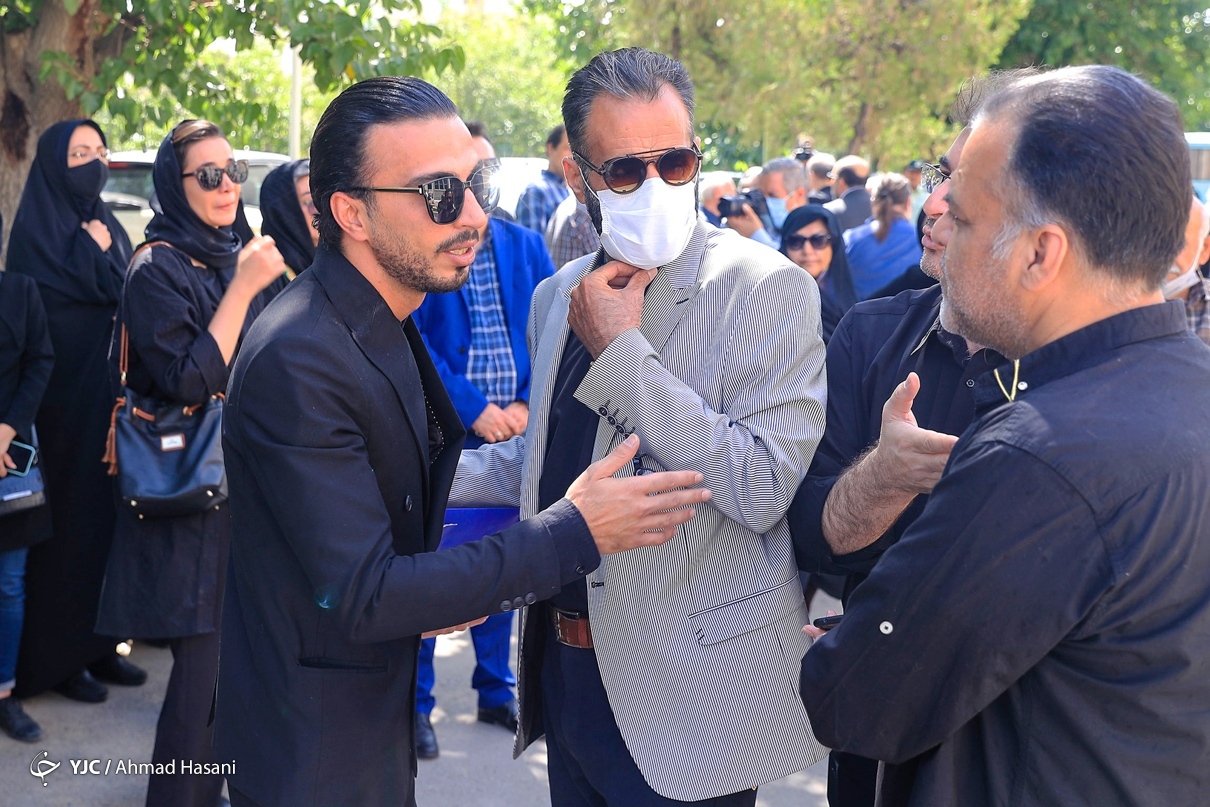 تصاویر: تشییع پیکر مهدی صباغی - مشهد