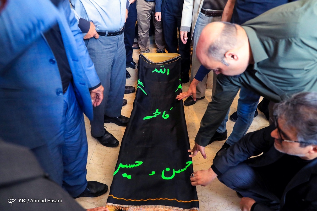 تصاویر: تشییع پیکر مهدی صباغی - مشهد