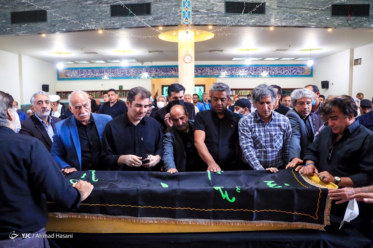 تصاویر: تشییع پیکر مهدی صباغی - مشهد