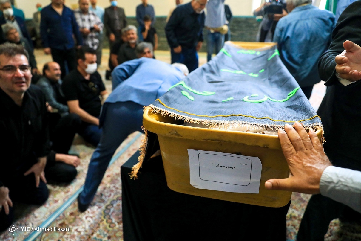 تصاویر: تشییع پیکر مهدی صباغی - مشهد