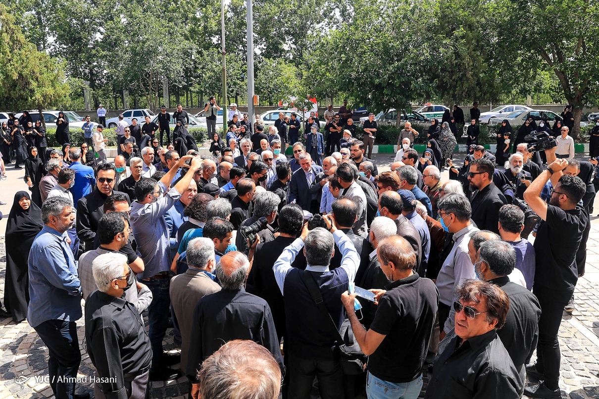 تصاویر: تشییع پیکر مهدی صباغی - مشهد