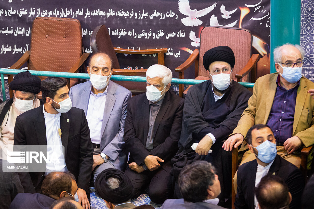 تصاویر: وداع با پیکر حجت الاسلام دعایی