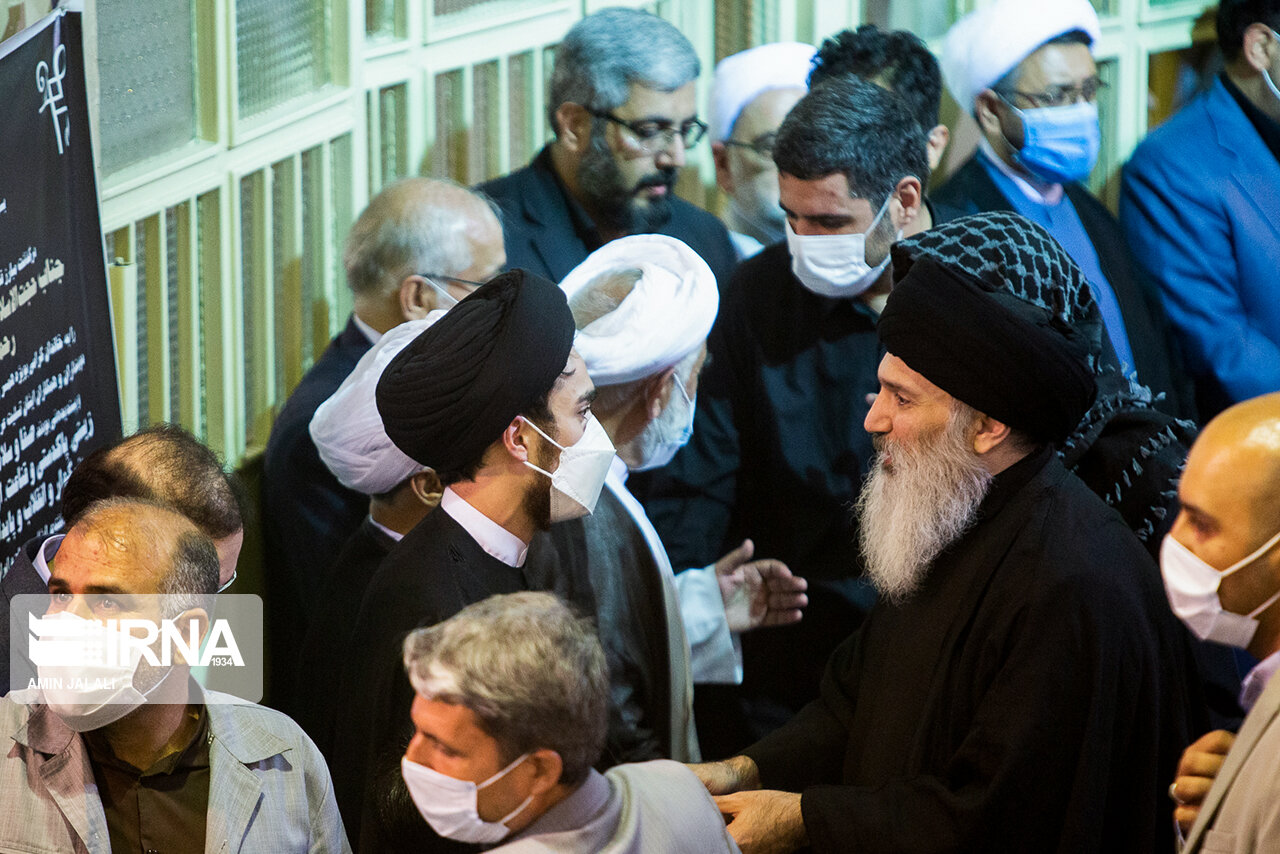 تصاویر: وداع با پیکر حجت الاسلام دعایی