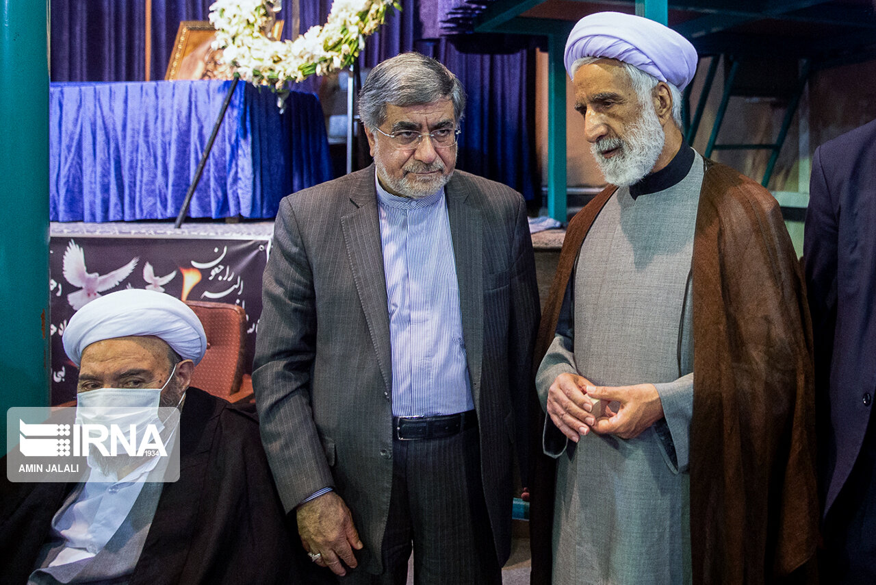 تصاویر: وداع با پیکر حجت الاسلام دعایی