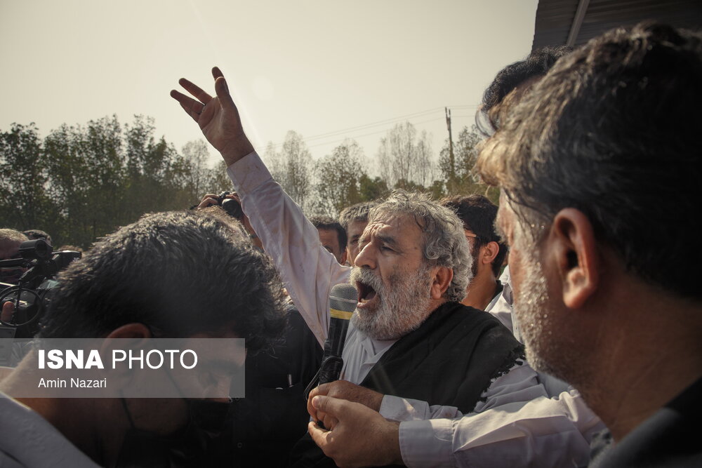 تصاویر: تشییع پیکر دو برادر جانباخته حادثه متروپل