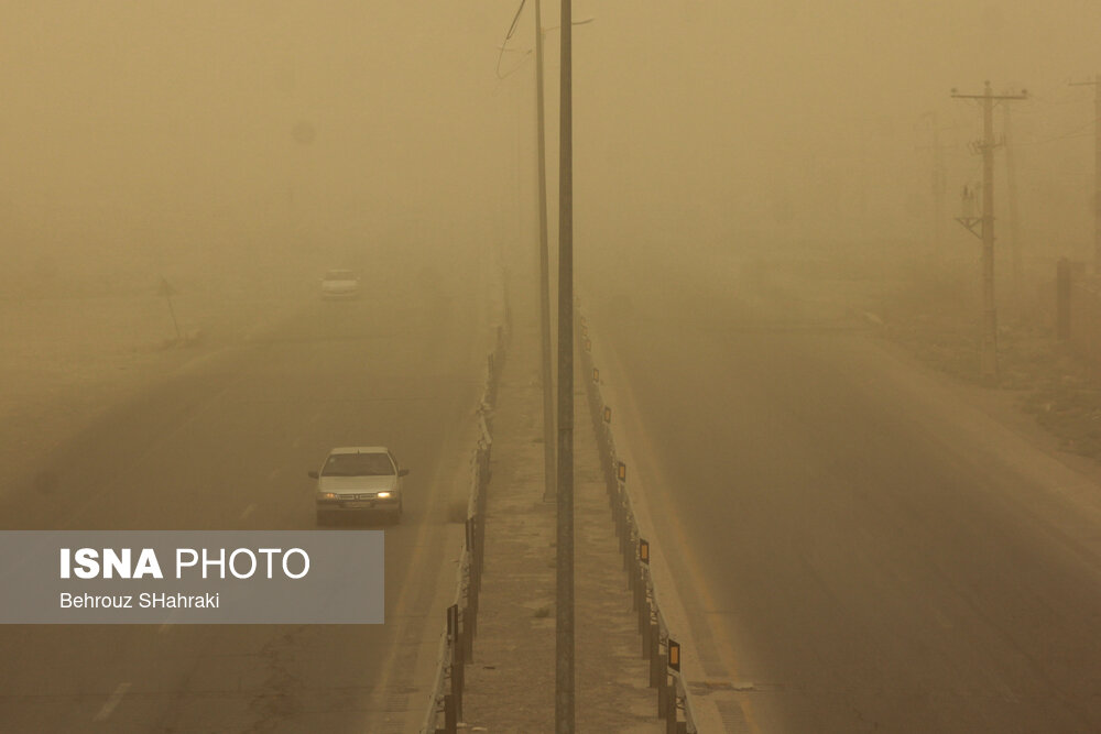 تصاویر: طوفان ۱۲۶ کیلومتر بر ساعت در زابل!