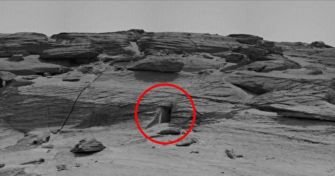 ناسا ساختار درمانند کوچک مریخی را «درِ سگ‌رو» نامگذاری کرد