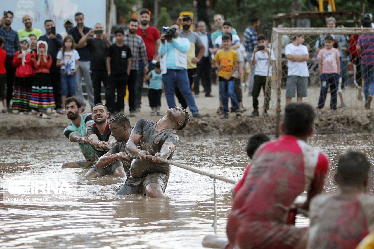 تصاویر: جشنواره ورزش&zwnj;های شالیزاری