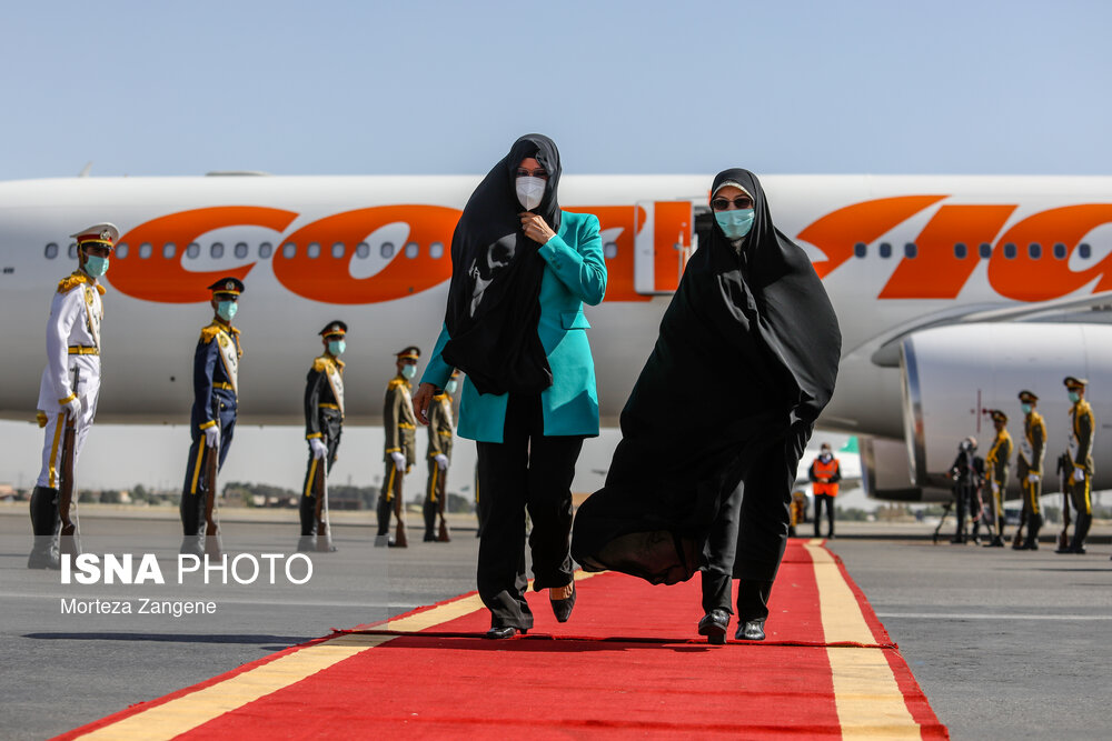 تصاویر: ورود رییس جمهور ونزوئلا به ایران