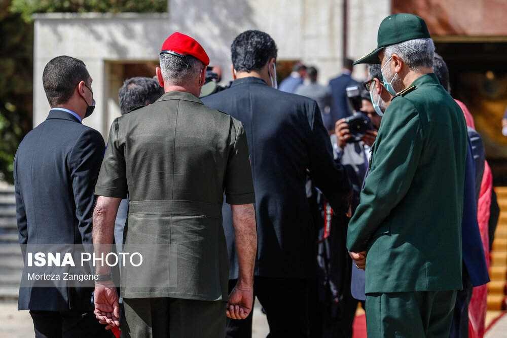 تصاویر: ورود رییس جمهور ونزوئلا به ایران