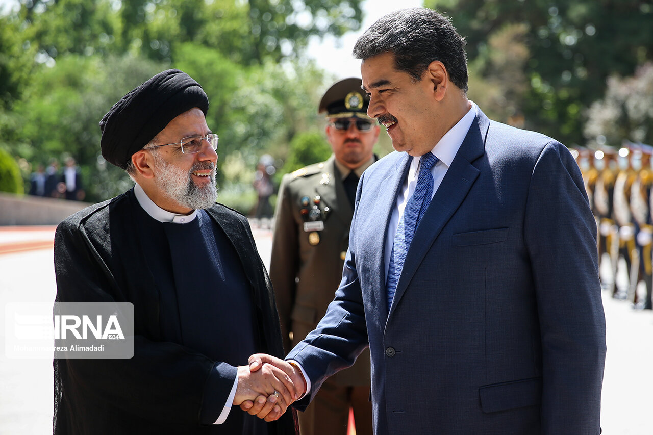 تصاویر: استقبال رسمی از رییس جمهور ونزوئلا
