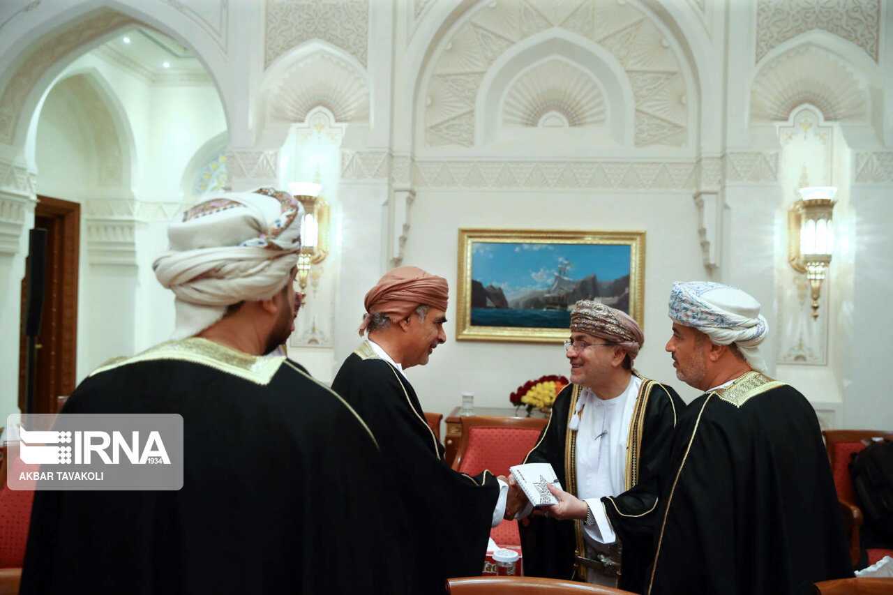 تصاویر: سفر رییس جمهور به عمان
