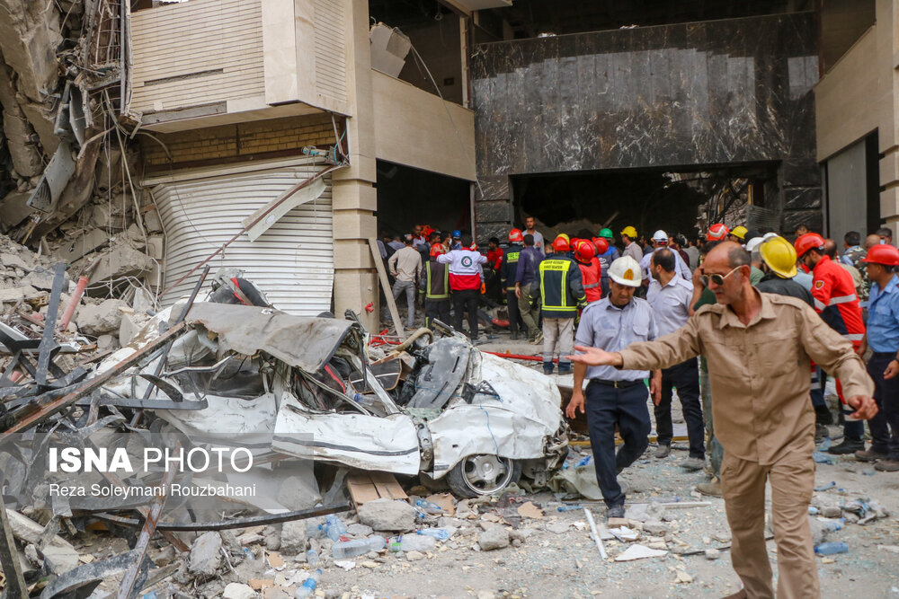 تصاویر: ریزش ساختمان ۱۰ طبقه متروپل - آبادان