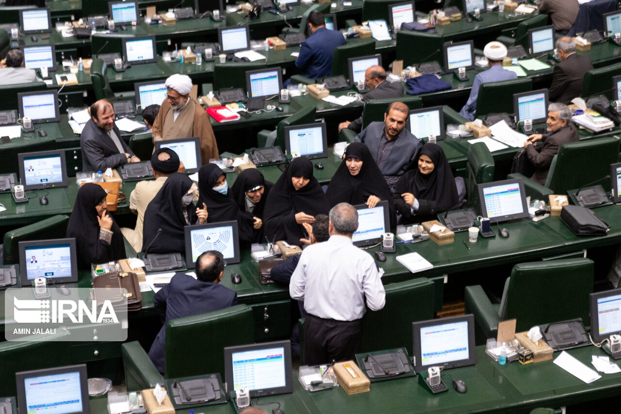 تصاویر: جلسه علنی مجلس شورای اسلامی ۲۹ خرداد ۱۴۰۱