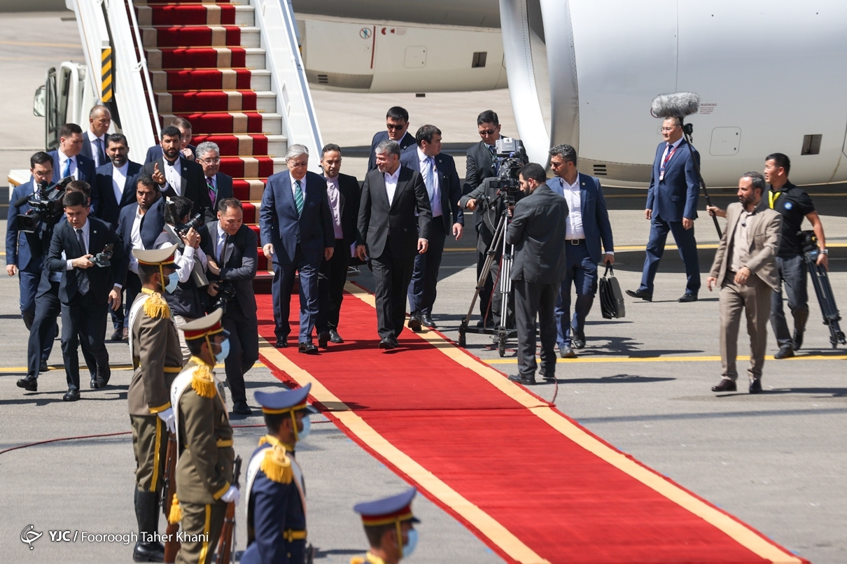تصاویر: ورود رئیس جمهور قزاقستان به تهران