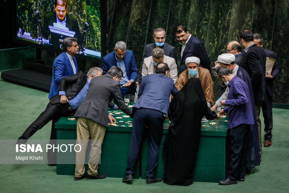 تصاویر: انتخابات هیأت رییسه مجلس یازدهم