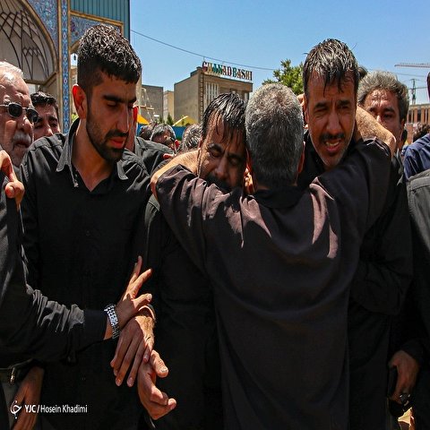 تصاویر: تشییع «احسان قدبیگی» شهید صنعت دفاعی - اراک