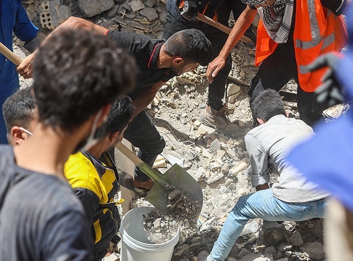 عملیات انفجار ساختمان منتفی شد / گزارش فارس از اعتراضات / افزایش جانباختگان به ۲۸ نفر / بازداشت ۱۳ نفر در خصوص حادثه