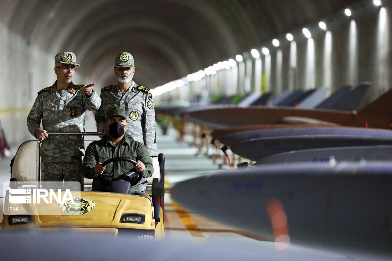تصاویر: رونمایی از دستاورد‌های جدید پایگاه پهپادی ۳۱۳ ارتش
