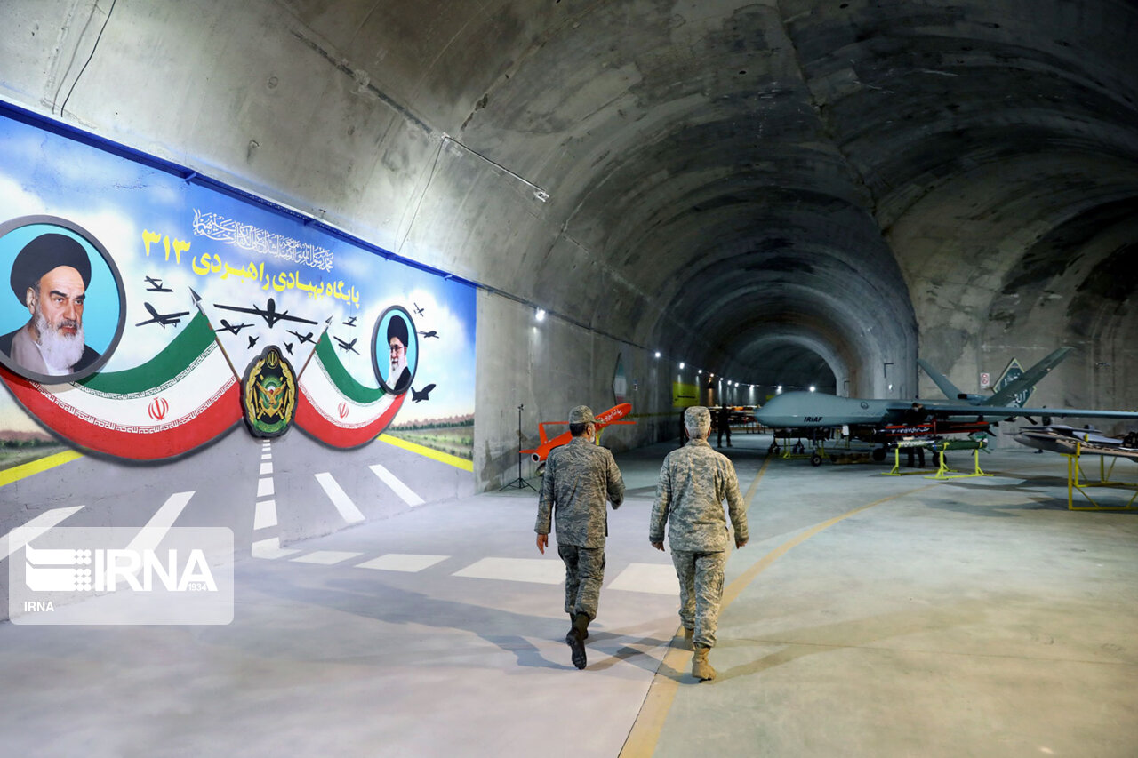 تصاویر: رونمایی از دستاورد‌های جدید پایگاه پهپادی ۳۱۳ ارتش