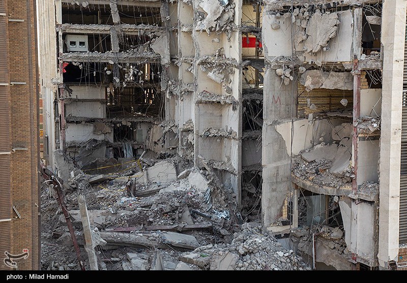 تصاویر: آواربرداری شبانه روزی متروپل - آبادان