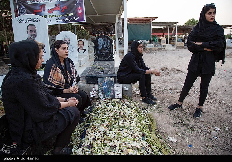 تصاویر: آواربرداری شبانه روزی متروپل - آبادان