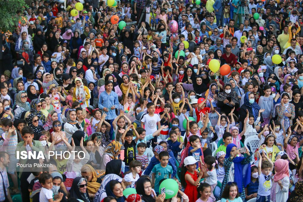 تصاویر: افتتاحیه بیست&zwnj;وهفتمین جشنواره بین&zwnj;المللی تئاتر کودک&zwnj;ونوجوان