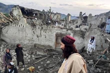 شمار قربانیان زلزله افغانستان به دستکم ۹۲۰ نفر رسید