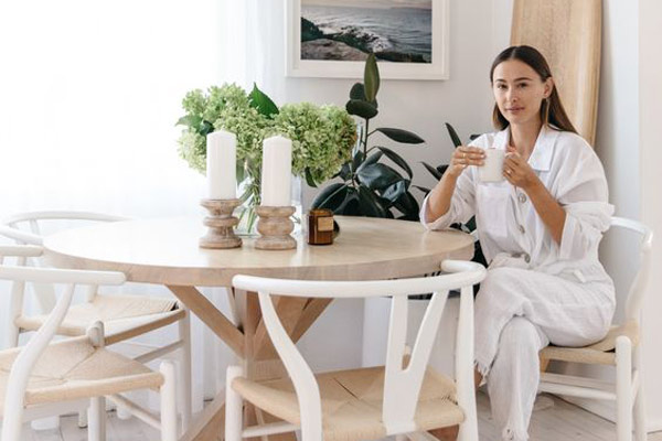 راهنمای انتخاب بهترین مدل میز ناهارخوری برای آپارتمان‌های کوچک