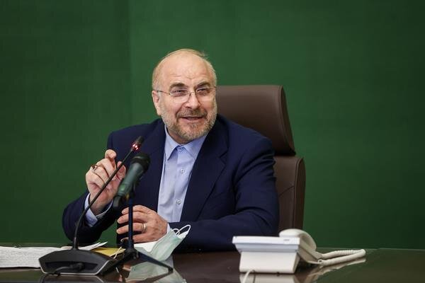 آقای قالیباف در حضور رهبری قول دادند که تا آخر خرداد ماه قانونمندی فضای مجازی را تعیین تکلیف کنند