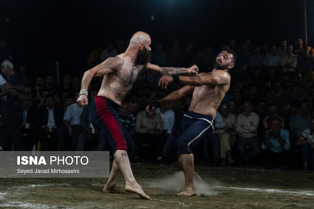 تصاویر: مسابقات کشتی «گیله‌مردی»