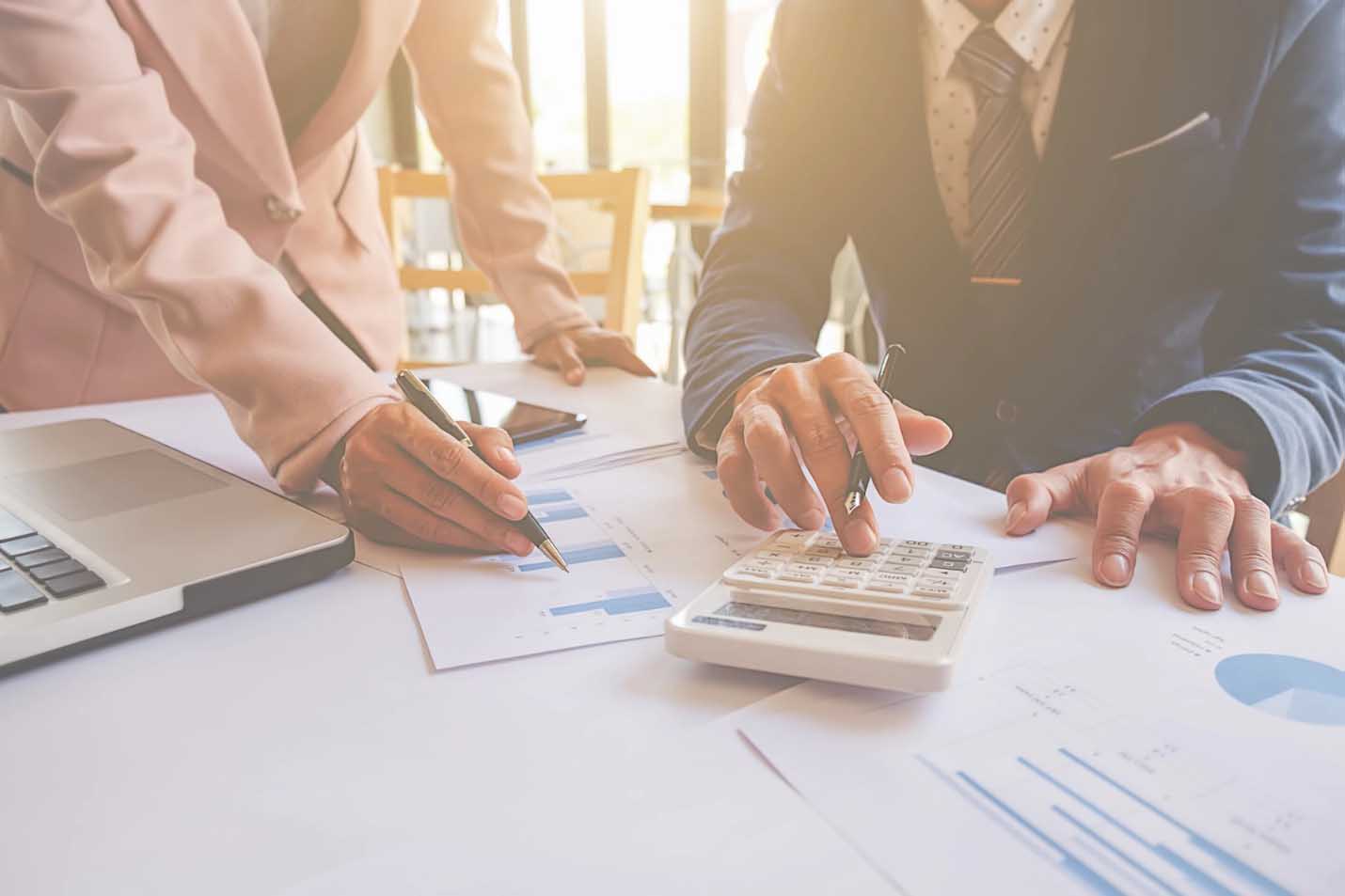 آنچه برای مدیریت مالی و حسابداری فروشگاه باید بدانید آنچه برای مدیریت مالی و حسابداری فروشگاه باید بدانید