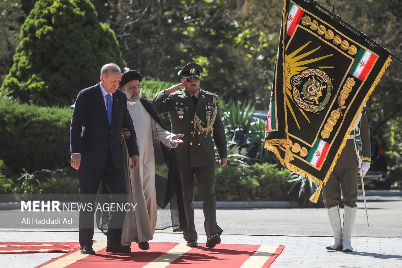 تصاویر: مراسم استقبال رسمی رئیسی از اردوغان رئیس جمهور ترکیه