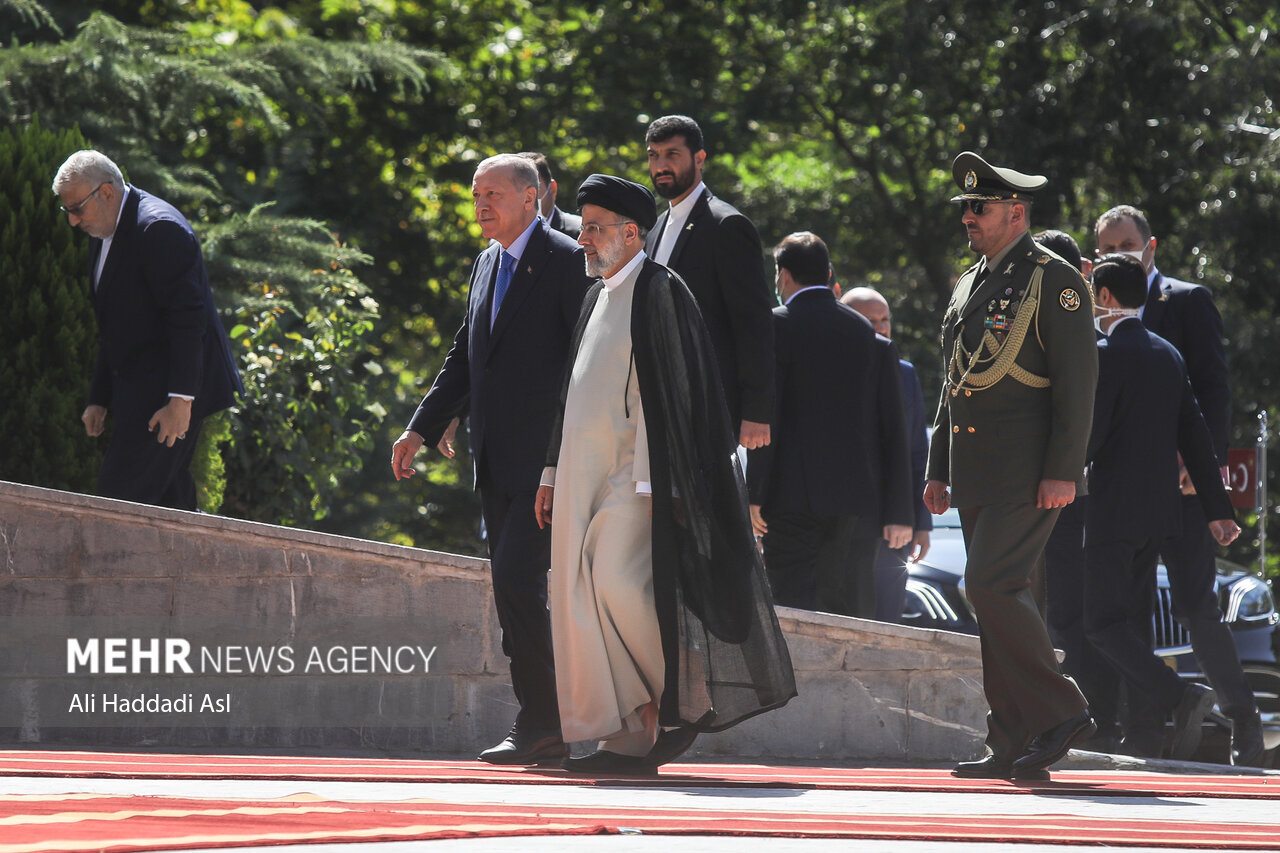 تصاویر: مراسم استقبال رسمی رئیسی از اردوغان رئیس جمهور ترکیه