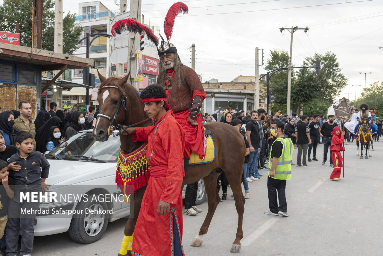 تصاویر: حرکت نمادین کاروان امام حسین(ع)
