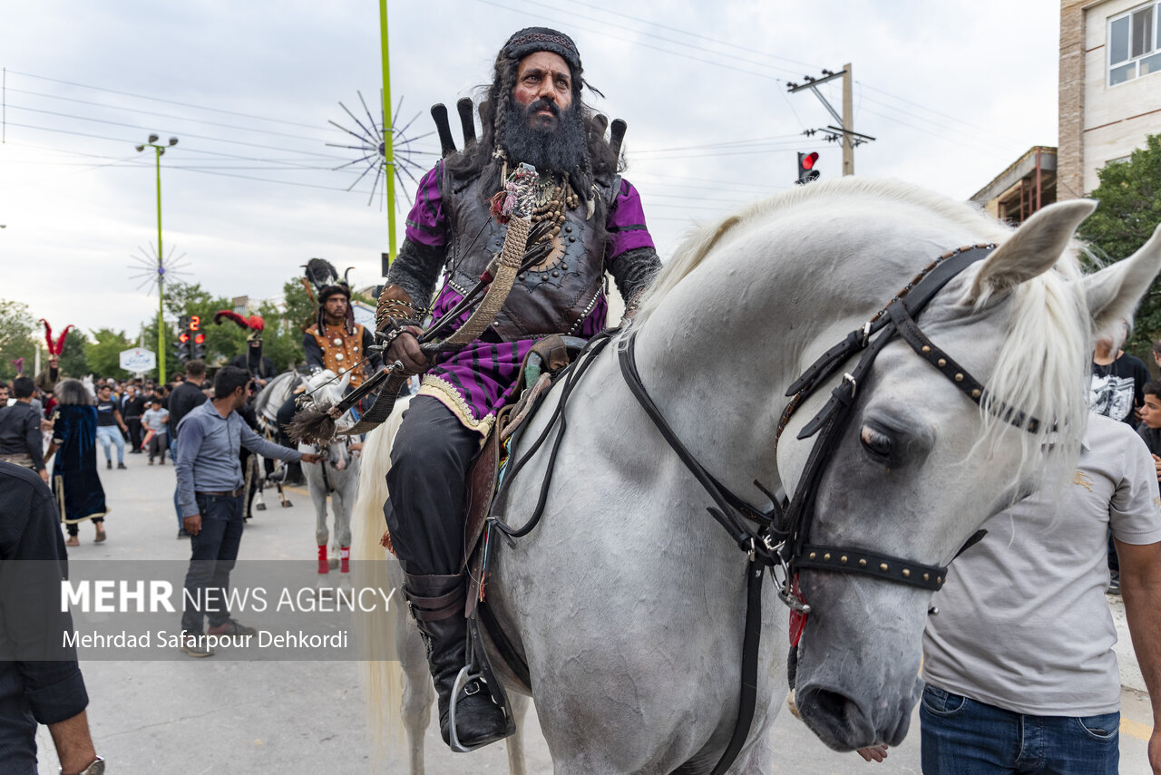 تصاویر: حرکت نمادین کاروان امام حسین(ع)