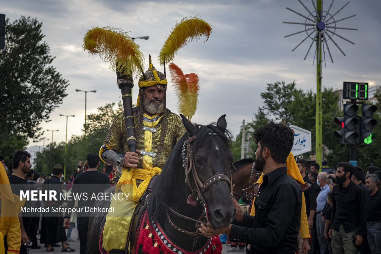 تصاویر: حرکت نمادین کاروان امام حسین(ع)