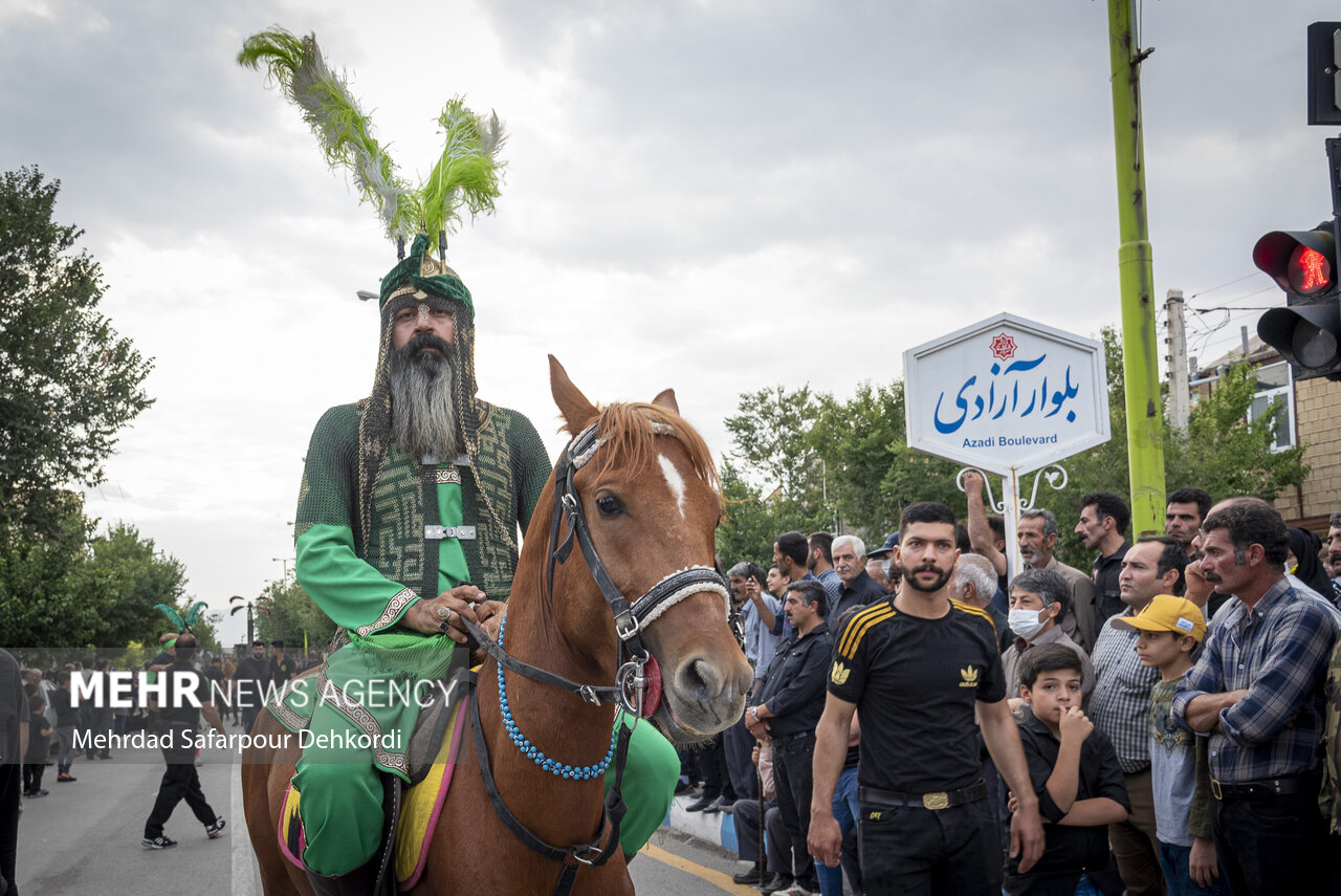 تصاویر: حرکت نمادین کاروان امام حسین(ع)