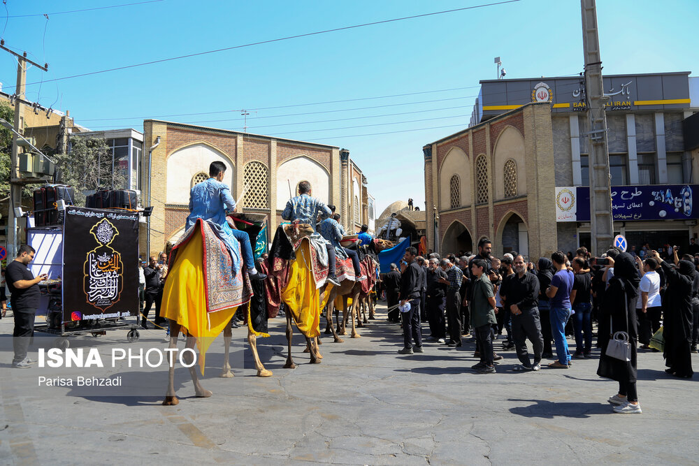 تصاویر: تعزیه سیار در بازار تاریخی اراک