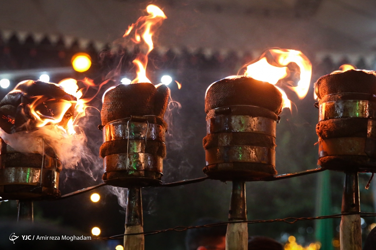 تصاویر: آیین مشعل گردانی عراقی های مقیم تهران و قم