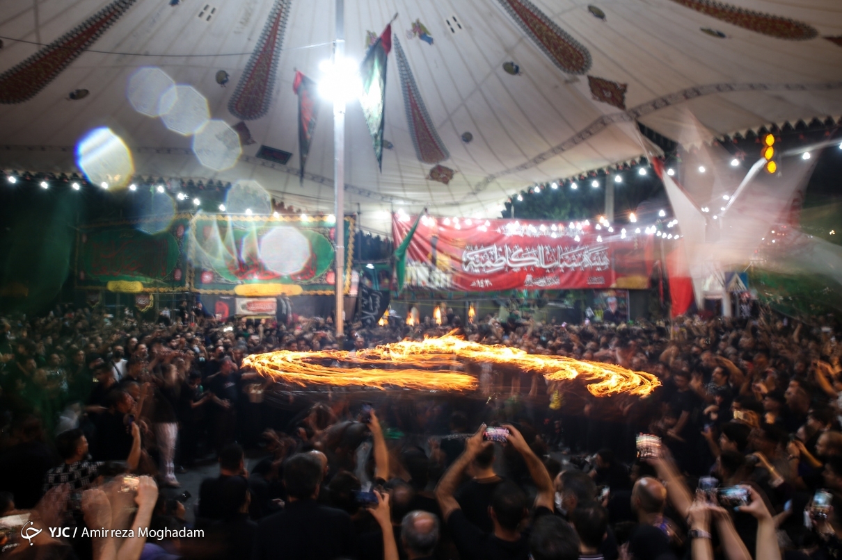 تصاویر: آیین مشعل گردانی عراقی های مقیم تهران و قم