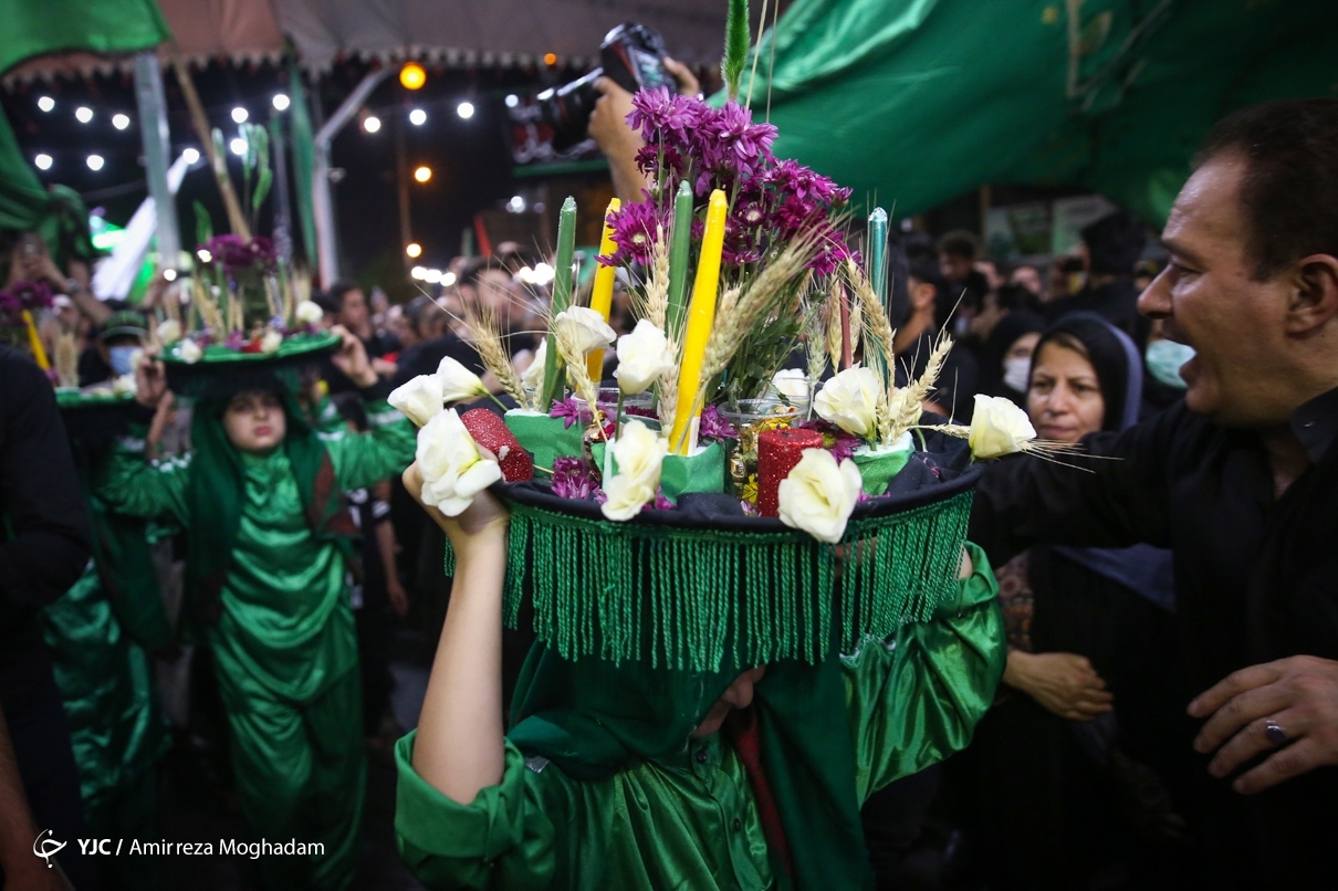 تصاویر: آیین مشعل گردانی عراقی های مقیم تهران و قم
