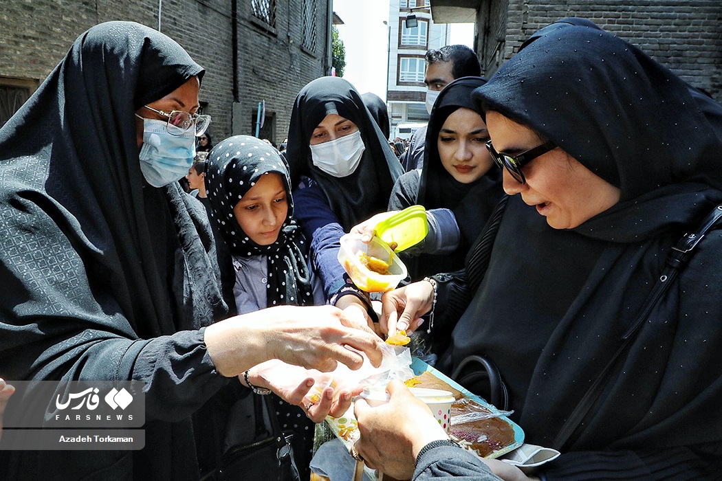 تصاویر: چهارراه گلوبندک؛ حلوایی&zwnj;ترین خیابان ایران